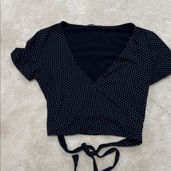 Brandy Melville Polka Dot Wrap Top - Picture 1 of 3